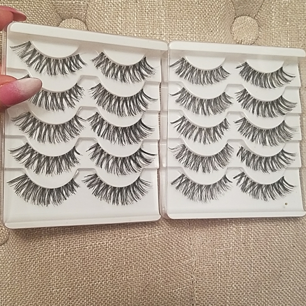 Eyelash Strips